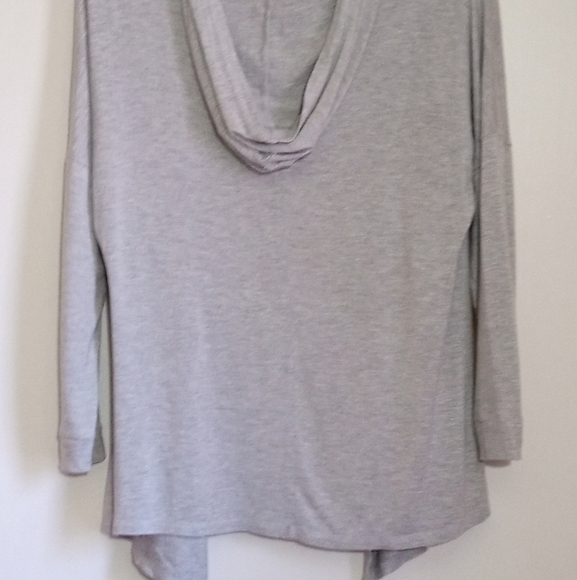 Lightweight jersey knit waterfall lounging cardigan with patch pockets - Picture 7 of 7